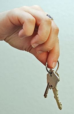 Alle Schlüssel der alten Wohnung müssen bei der Wohnungsübergabe zurückgegeben werden. - © Werbeagentur Haas