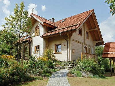 Familie Paalm erfüllte sich ihren Haustraum in Holz - Foto: DMBV/Frammelsberger Holzhaus