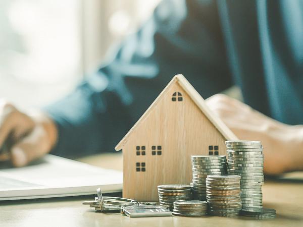 Die Finanzierung der eigenen Immobilie ist in den letzten Monaten nicht leichter geworden. - kunakorn - stock.adobe.com