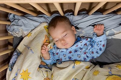 Tipps für den Babybett-Kauf - © st-fotograf - Fotolia.com