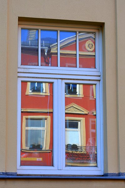 Der Gutachterausschuss der Landeshauptstadt Dresden hat durch das Fenster des Immobilienmarktes geschaut – und präsentiert die Preis- und Umsatzentwicklungen des ersten Halbjahres 2016.  

 - © Thessa Wolf