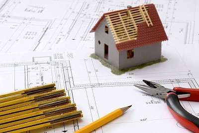 Abbildung 1: Beim Hausbau steht auch immer die Frage nach dem jeweiligen energetischen Standard im Raum - doch was bedeuten die Bezeichnungen eigentlich? - © @ annca (CC0-Lizenz) / pixabay.com